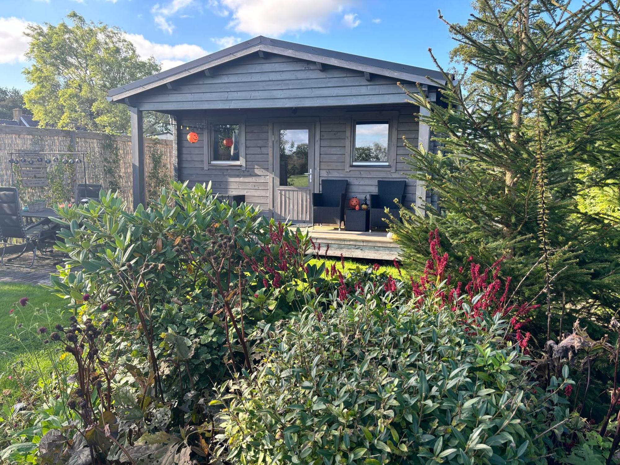 Chalet In Het Groen Met Airco Drachtstercompagnie Exterior photo